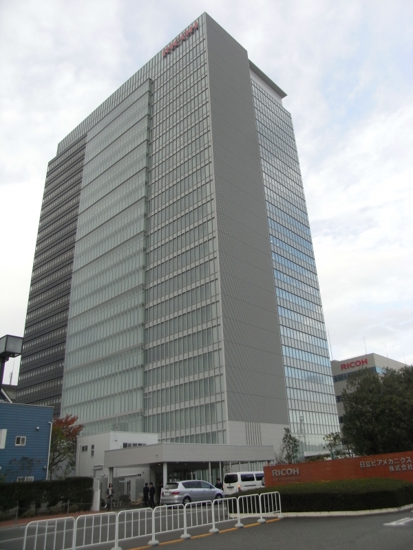 「素晴らしい、広報さんも、銀座より、こちらほうが？」「でも、私、片道2時間50分かかるので」 大阪に行けますな