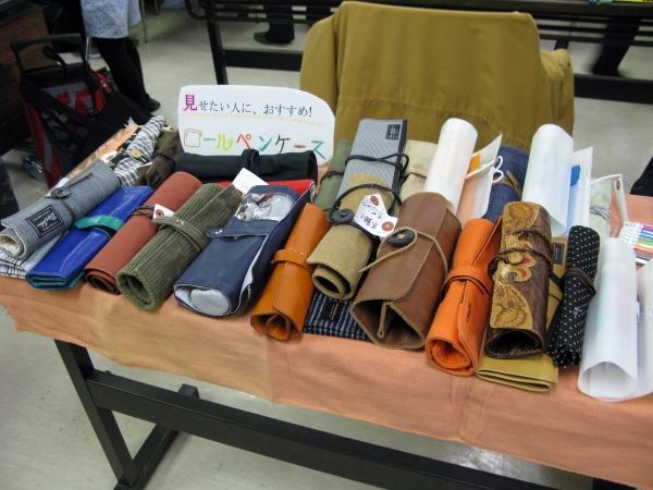 今回、秘蔵のロールペンケースを公開！このなかに自作のケースもあります。どれでしょう？　INOUE