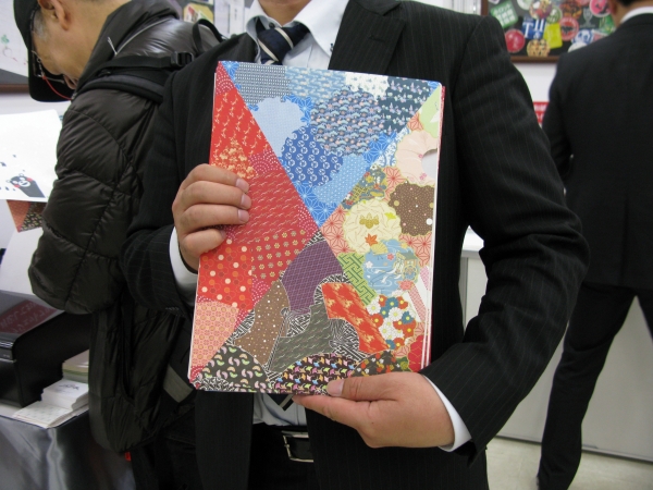 文字が書ける！中が見えない！オフセット印刷による別注も1000枚から　江戸長「和紙ファイル」長井紙業