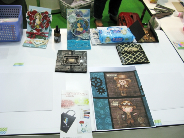 COPICの蛍光色を使ったスプリングカラーのATCワークショップ　 トゥーマーカープロダクツ