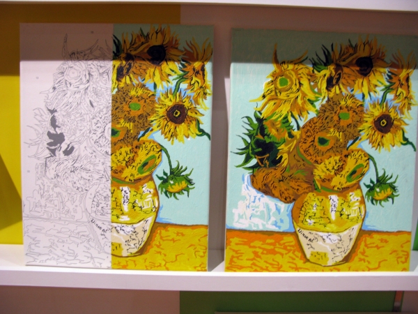 あなたもゴッホになれる！？番号ガイドつき塗り絵「ヌリナビ」　ヌリナビ普及振興会