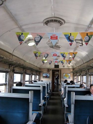 実際に昭和10年ごろ走行していた車両を使用