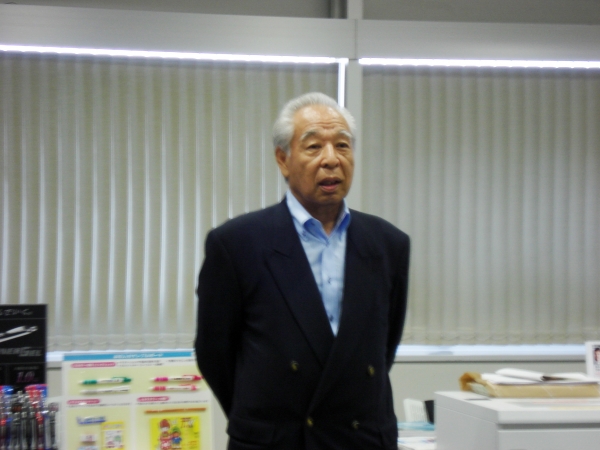  野中会長は、「この勉強会と通じ皆さんと一蓮托生、頑張っていきたい」と挨拶した。