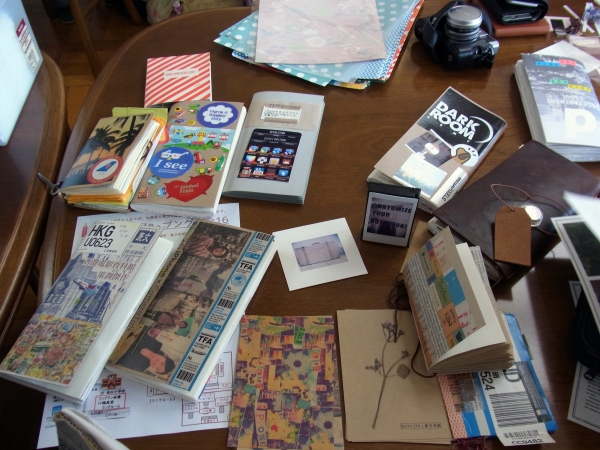 写真をマスキングテープやハンコを使いトラベラーズノートに　はりはりしてみませんか 