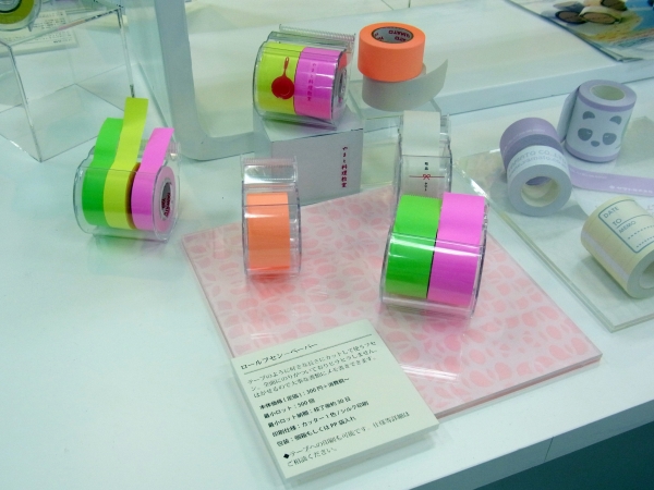 ロングセラーノベルティ！貼って、はがせるロールフセン「メモックロールテープ」ヤマト