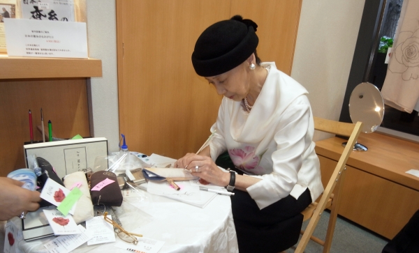 真心を込めた一筆を加えて