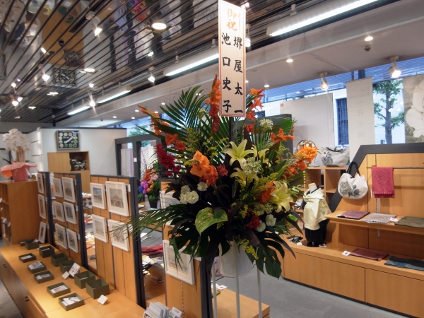 第8回絵染め「絹とバラ100彩」＆ワシントン抒情