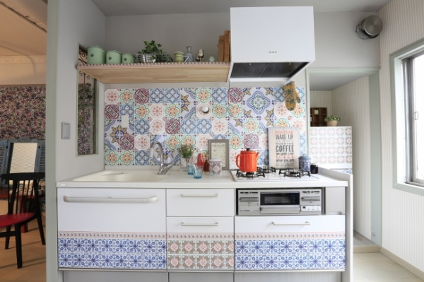 東京都産業労働局長賞「貼ってはがせるdecolfaウォールインテリアシリ－ズ」ニトムズ