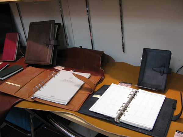 手書きの情報から新たな創造がはじまる。「ダ・ヴィンチシステム手帳」 レイメイ藤井