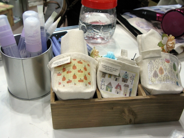 パターンペーパーで作る！デコパージュ、プチ巾着ワークショップ　呉竹