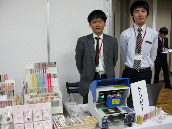 プレゼントにもおススメ！和紙・ラメ・ネイルパステルなど華やかな印鑑「おしゃれはんこ」 サンビー