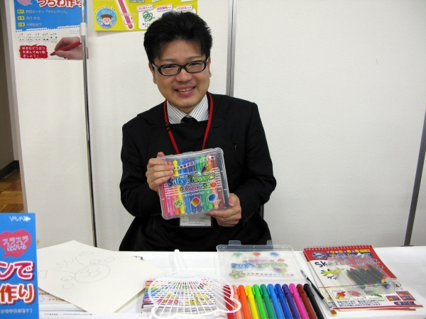 重ね塗り ぼかし 水彩画風に描くこともできる水性クレヨン「カラリックス シルキーツイスター」ヤマト