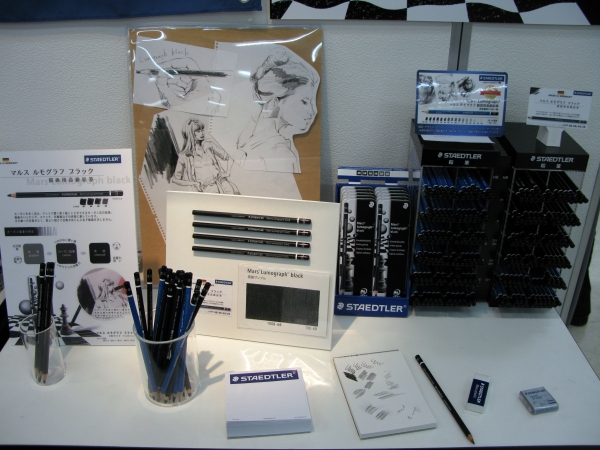 マットな質感で濃く黒く描ける「マルスルモグラフブラック描画用高級鉛筆」ステッドラー日本