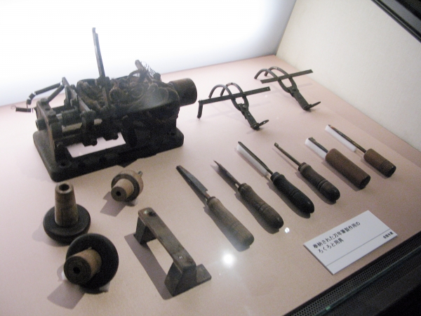 明治以降、ろくろの技術が万年筆製造にも応用されるようになった