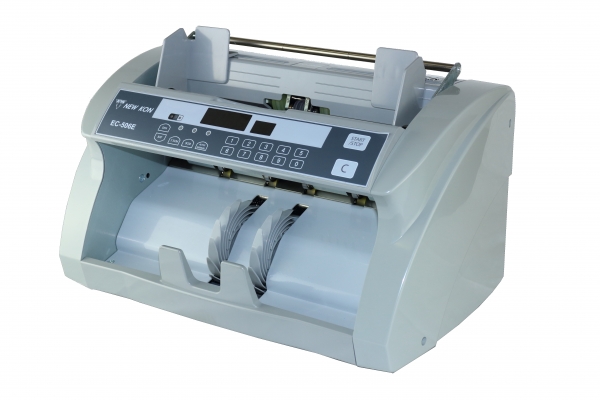 大きなサイズの投票用紙を計数できる「ＭＯＤＥＬ ＥＣ―５０６Ｅ」