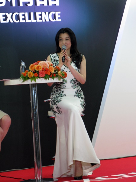 「友人も台湾に嫁いでいますのでプライベートで訪れる機会が多いです」