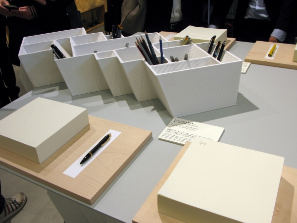 「あなたの好きな言葉を書いて、書き心地を実際に試してください」　ＴＲＩＡＬ　ＬＡＢ