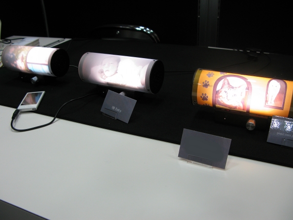 エムズシステム社とコラボ、画像をスピーカーに写しだし、最高の音色を楽しむ「カスタムメイドスピーカー」ハッピートーク