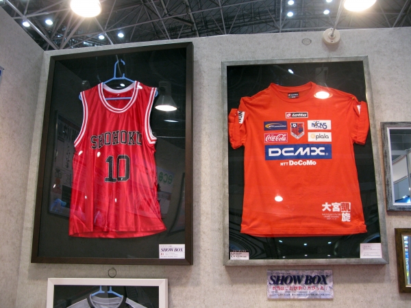 ユニホームなど厚みのあるディスプレイが楽しめるオーダーメイド立体額「ＳＨＯＷＢＯＸ」アルテ