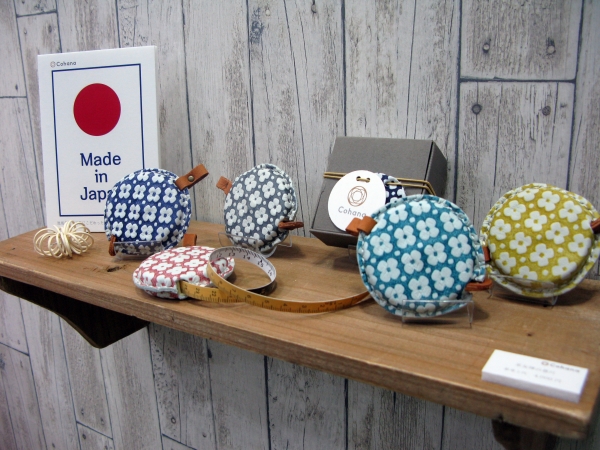 革友禅の巻尺「Ｃｏｈａｎａ」ＫＡＷＡＧＵＣＨＩ