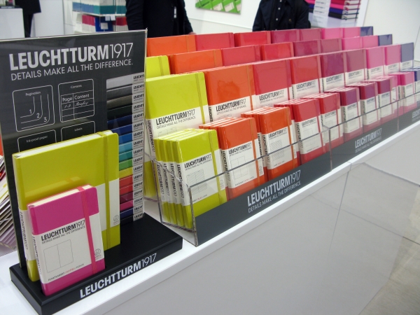 女性に一番人気のカラーはピンク