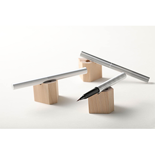 デザイン部門 「Laurett's MLK万年毛筆」　丸安精機製作所