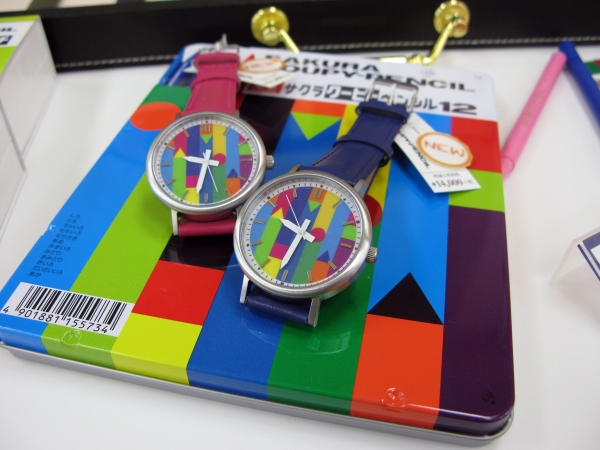 お馴染みのクーピー柄が腕時計に！クーピー柄からインスパイアされたオリジナルカラー　タイムステーションNEO