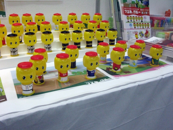 フエキくんグルー限定バージョン「学校／童話」。阪神タイガース承認のフエキくんグルー　不易糊工業