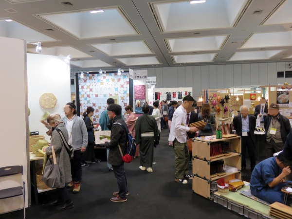 職人の技に焦点をあてたWAZA博