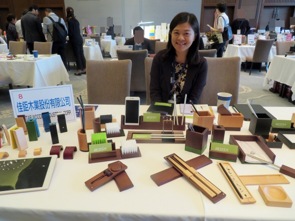 木製文具、木製オフィスギフト、木製家庭用品など　BESTAR WOODEN INDUSTRIAL CORP.