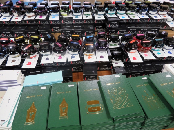 Kobe INK物語 since 2007 色彩豊かな街「神戸」の景色をテーマに生まれたインク『Kobe INK物語』ナガサワ文具センター