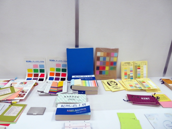 紙を切って工作することは、デジタルデバイスでは得られない楽しさや学びがある「さくら画用紙」沢井