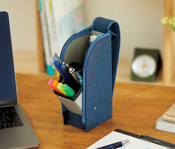 スタンド部が30度傾く機構で使いやすい