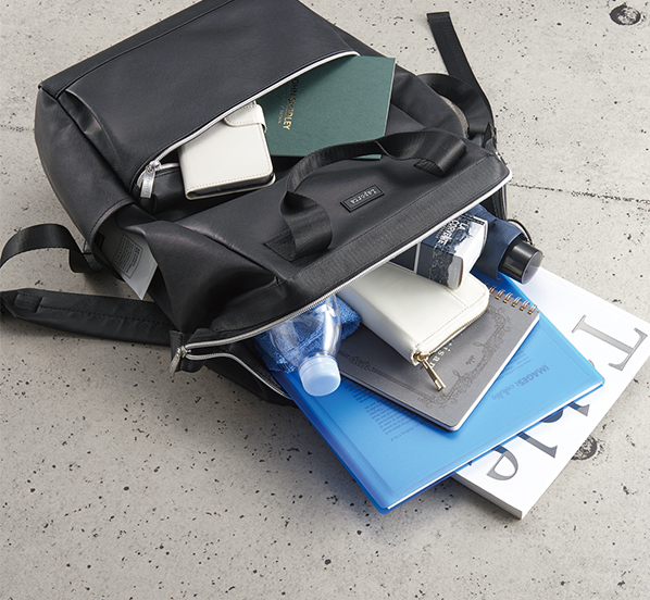 大人デザインの上品なリュック