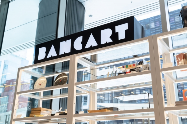 店内撮影：神崎博文