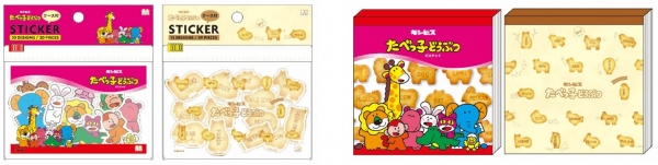 左：ケース付フレークシール　全2柄 価格：各528円 右：スクエアメモ　全2柄 価格：各462円