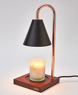 ＜準大賞＞火を使わず電球の熱でキャンドルを溶かし、お部屋にアロマの香りが広がり癒しの空間に「dadaz キャンドルウォーマー」ＳＤＭ