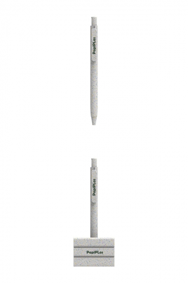 紙屑で作ったペン＆スタンド