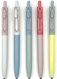 【会場限定！オリジナルの1本がつくれる「ユニボール ワンF」カスタマイズ！】 ●ユニボール ワン　F 軸色カスタマイズ・・・330円