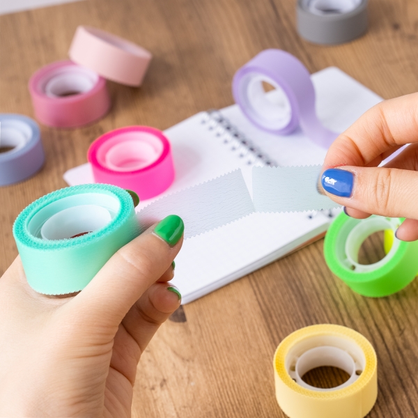 ＜ロフト先行＞ ギザギザフィルムフセン(サンスター文具) 　各396円