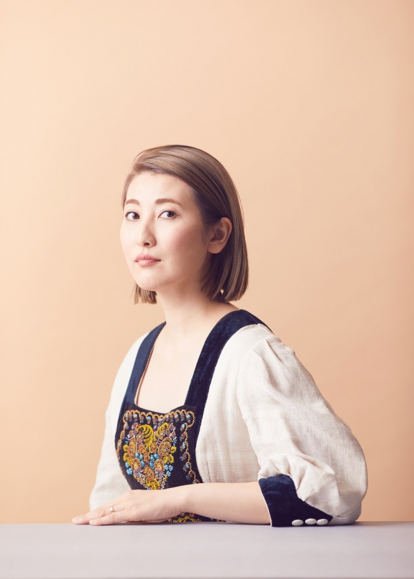 【働く人の身体と心を整える最新コスメを使ったセルフケア】 Brinding Director：佐藤 香菜 セミナー実施日： 5/20 14:00~15:00