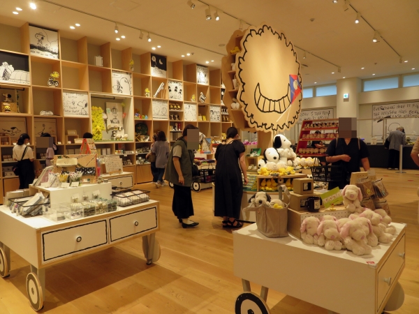 ■ミュージアムショップ 「ブラウンズストア」