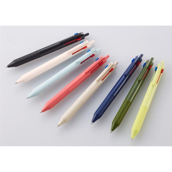 ●ジェットストリーム 新3色ボールペン(三菱鉛筆)・・・550円