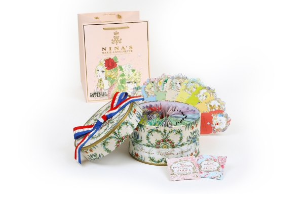 ＜ニナス オリジナル ロイヤル シークレット ガーデン・コレクション ボックス  　誕生50周年記念 ベルサイユのばら展 プレミアムエディション／45ティーバック入り（9,504円）＞