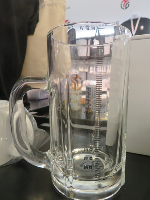 話題沸騰のW役満ジョッキは、その日の体調に合わせてW役満から跳満、満貫