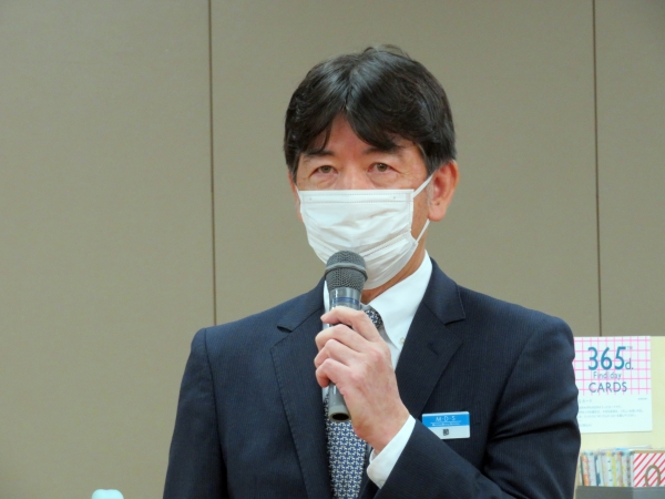 開会式で蔀聡志社長は「これからの商談会は小売店にとっての『新製品情報取得のオープンな場』として商品を流通させるだけでなく、情報を流通させる。誰にどういった情報をどのように伝えるかという事を明確にし、しっかりと情報を伝える事が我々の役目です」と挨拶した。