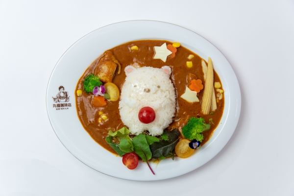 「しろくまのおでかけ菜園バターチキンカリー」1,400円（税込）