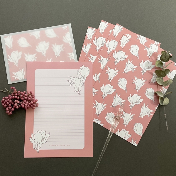 ●小田急先行販売 『nemunoki paper item』ハクモクレンのレターセット 715円