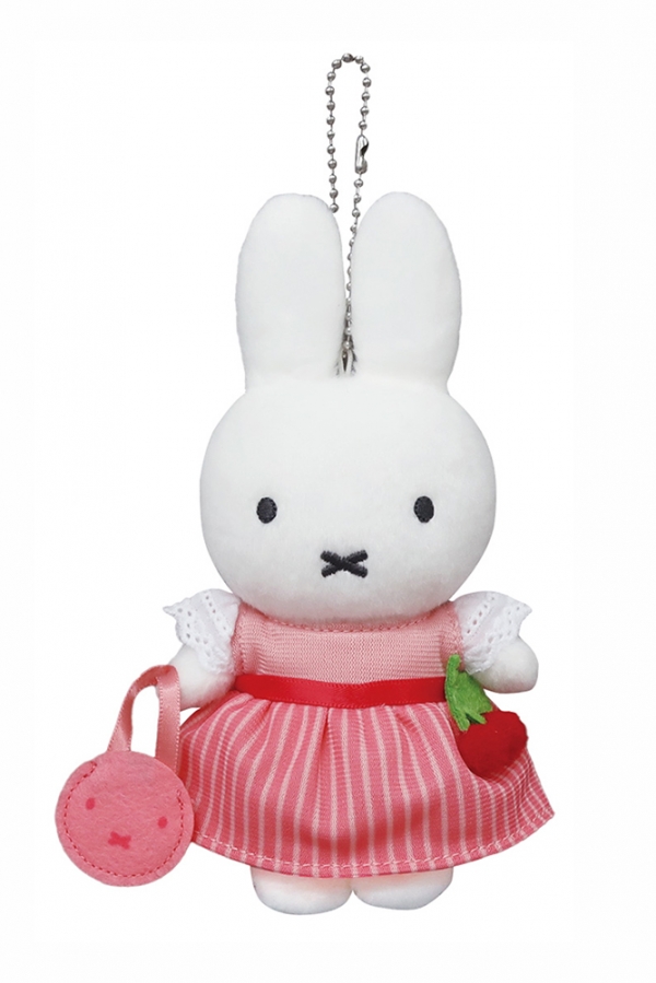 チェリードレスマスコット　1,980円 〈6月6日（火）限り販売／400体限り〉※お一人さま2体限り