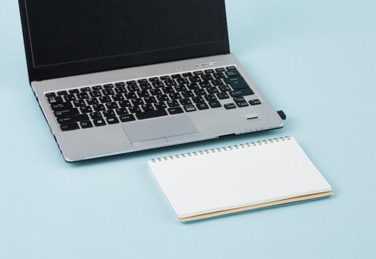 スリムな「Penott（ペノット）」